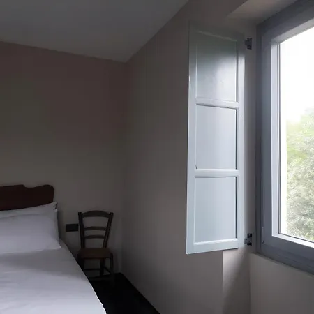 לינה וארוחת בוקר Beb La Patataia